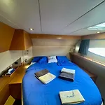 Floatinn Boat-Bnb