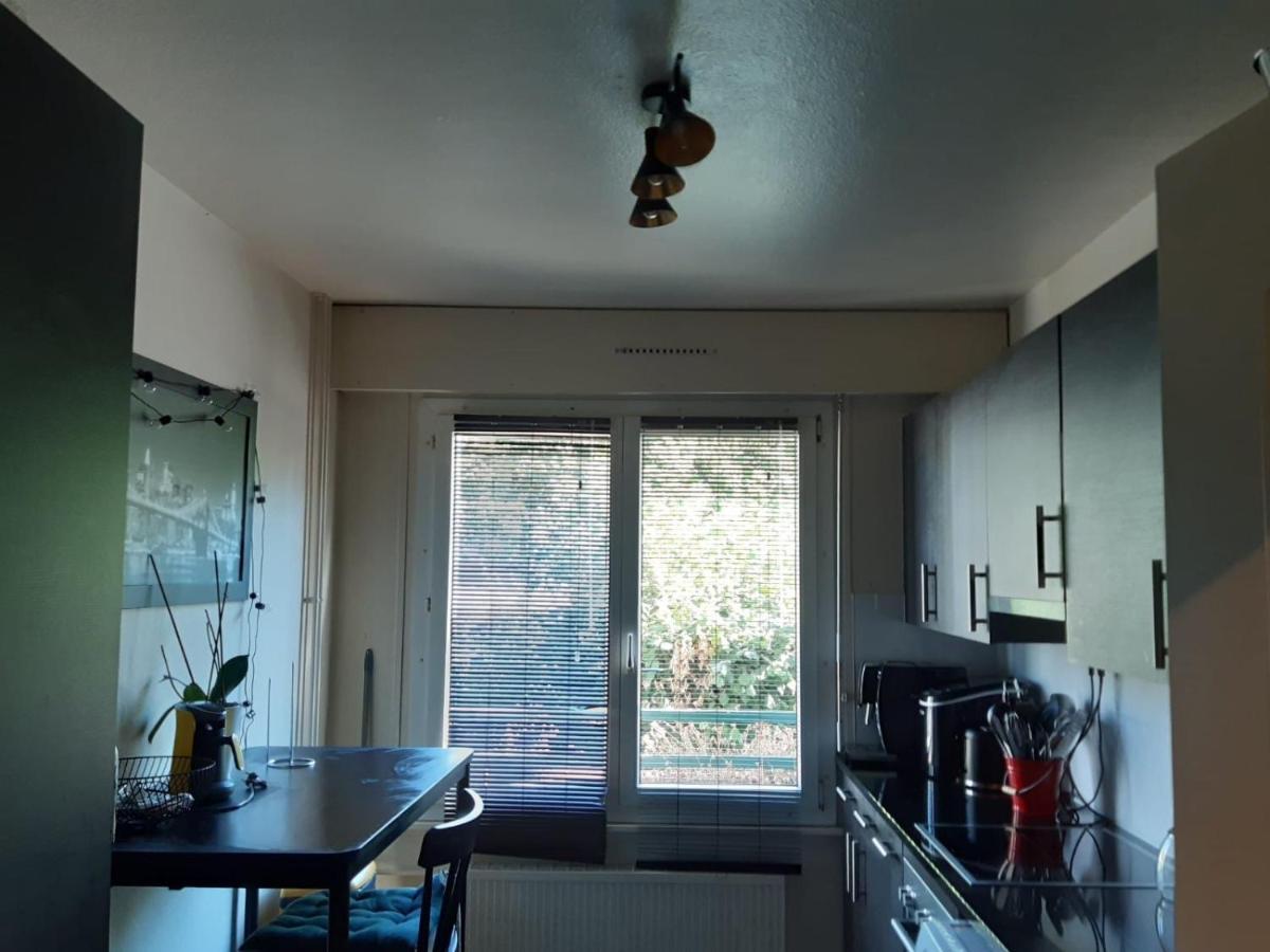 Apartment Lovely 2 Bedroom Flat 10 Min From Center *