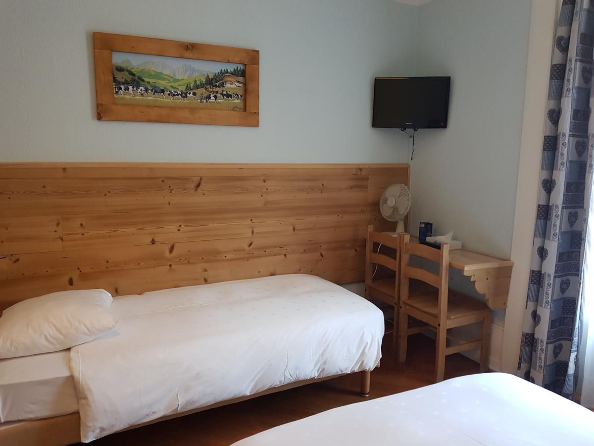 Hotel De 2*