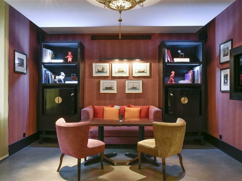 Eastwest By Malone Hotel 4*