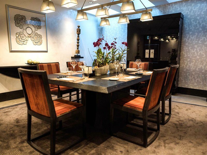 Eastwest By Malone Hotel 4*