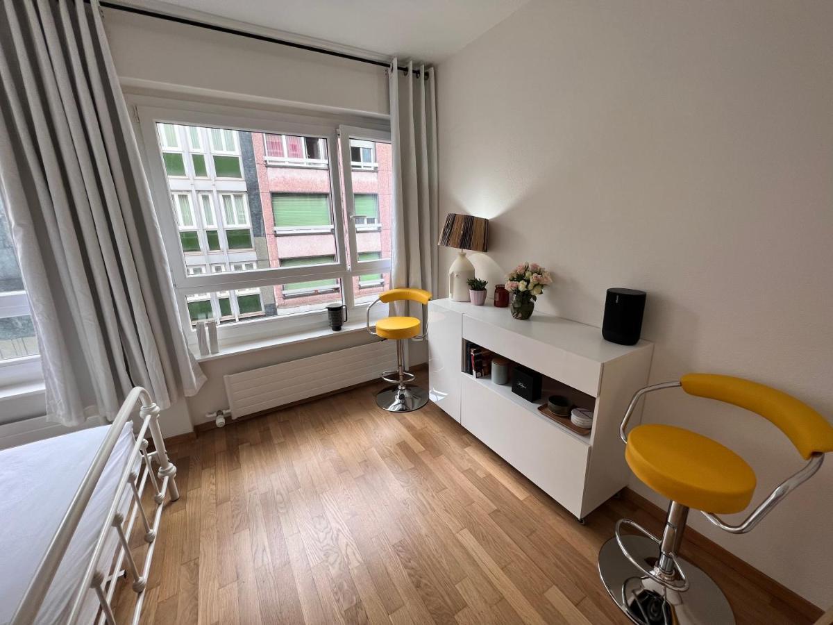 Private Stylish Modern Studio In The City Centre