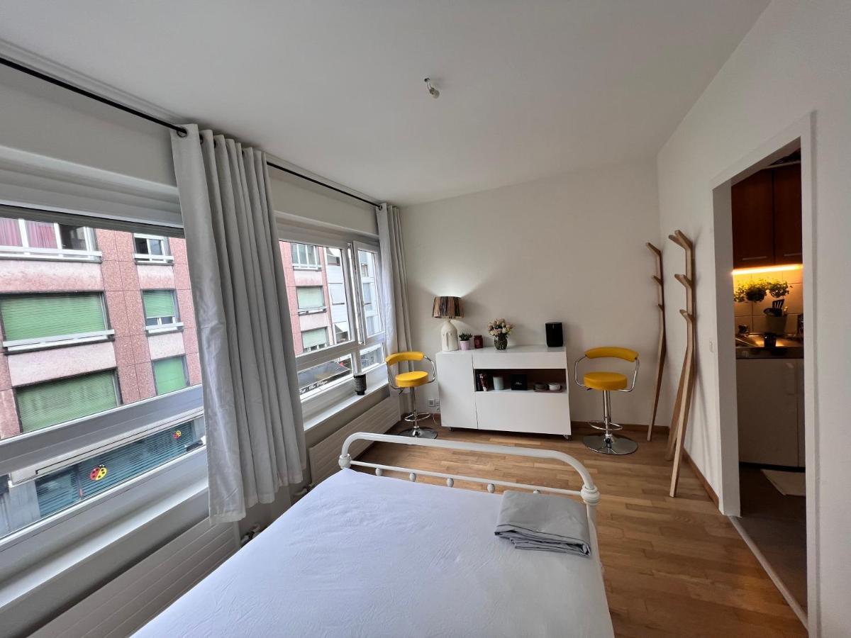 Private Stylish Modern Studio In The City Centre * Genf