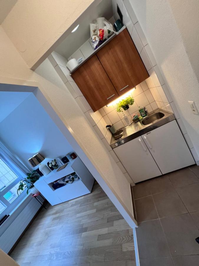 Private Stylish Modern Studio In The City Centre Apartment