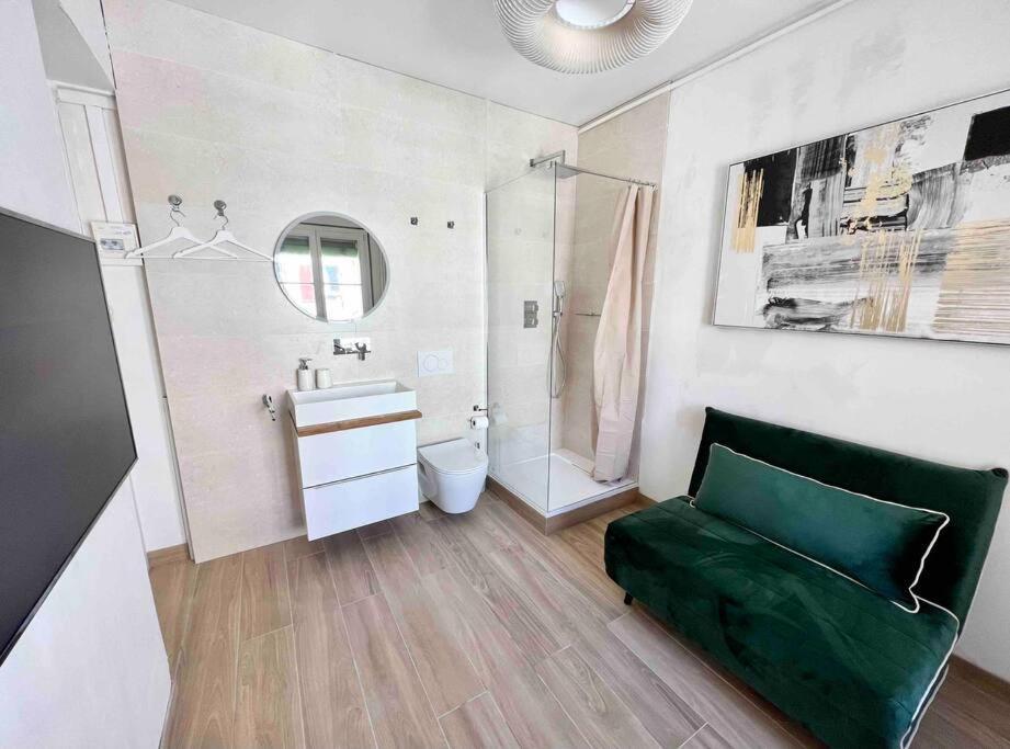 Apartment New Studio With Private Bathroom And Balcony Geneva