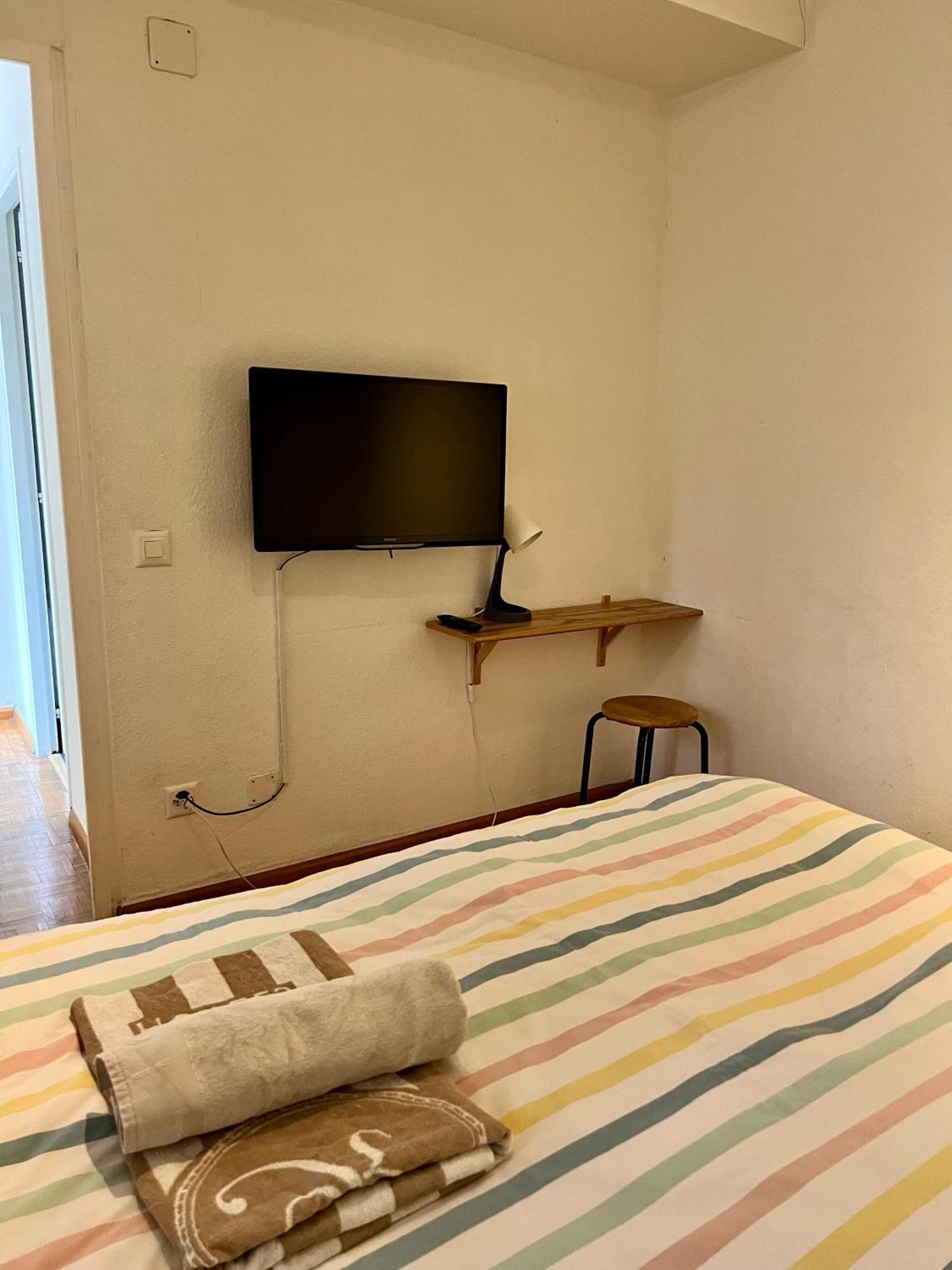 Apartment 2 Bedroom Flat In Heart Of Eaux-vives Geneva