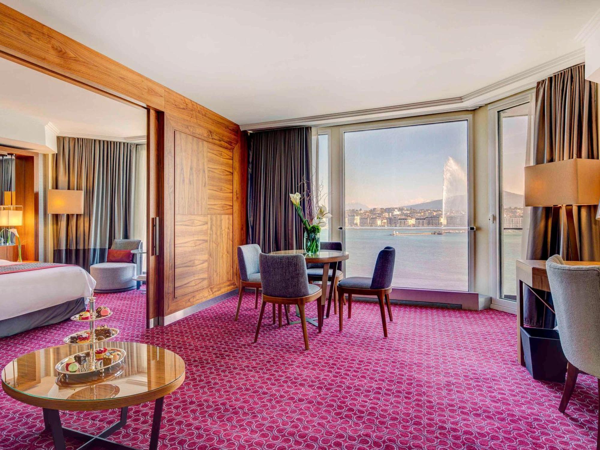 Fairmont Grand