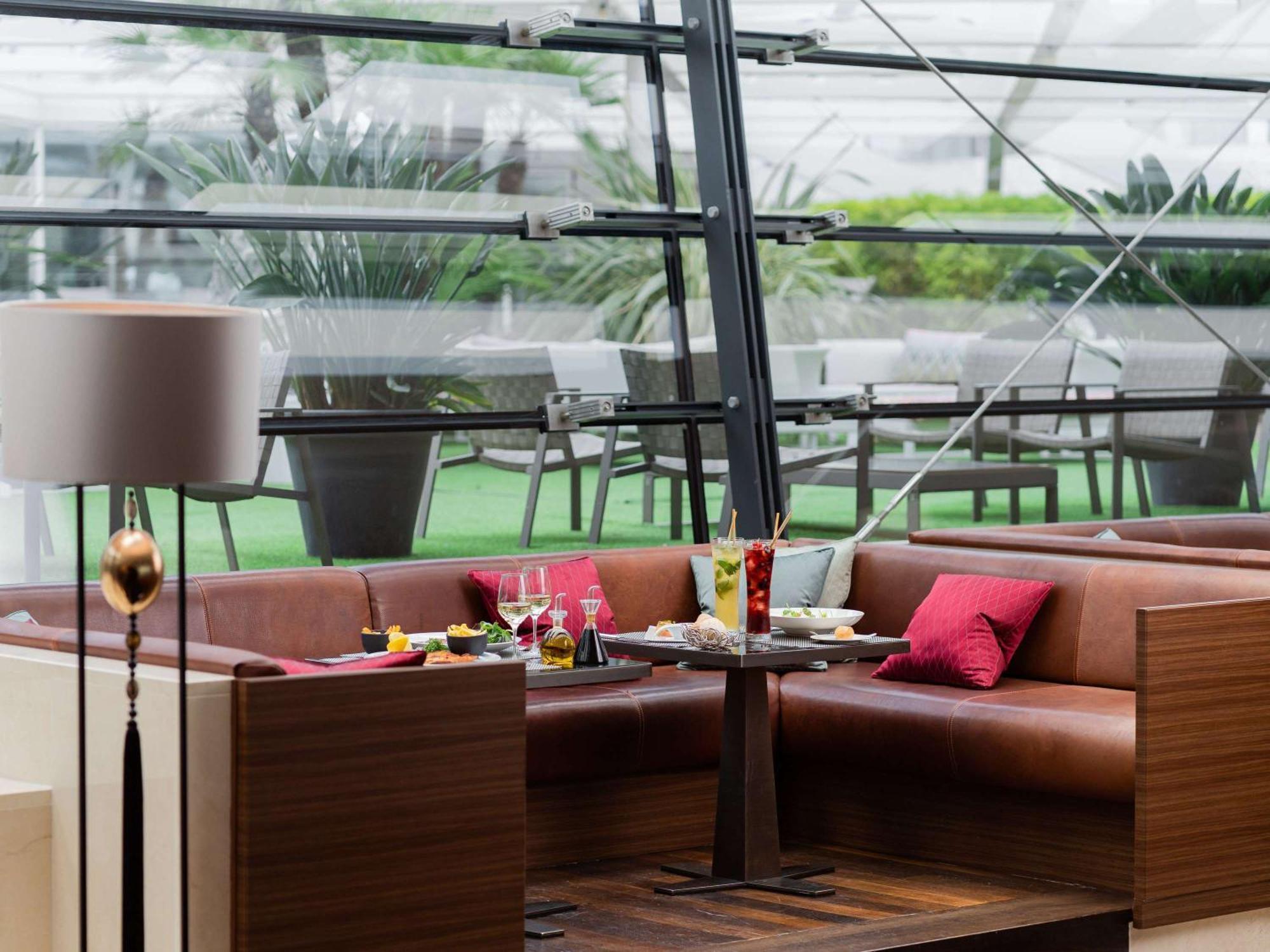 Fairmont Grand Hotel 5*