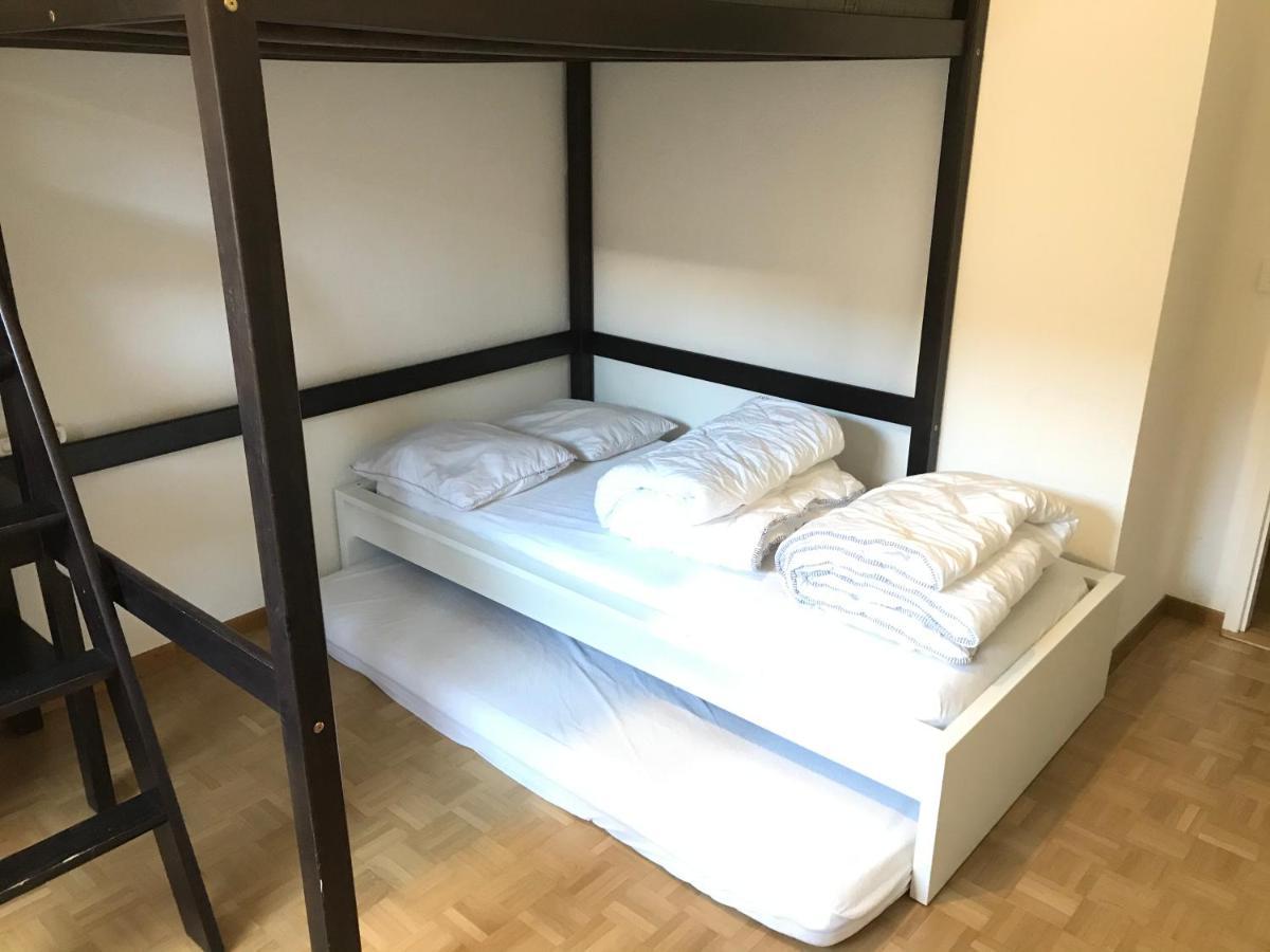 Bernex - Shared Roomate Homestay - Tramway 14 Tpg - Viarhona Homestay