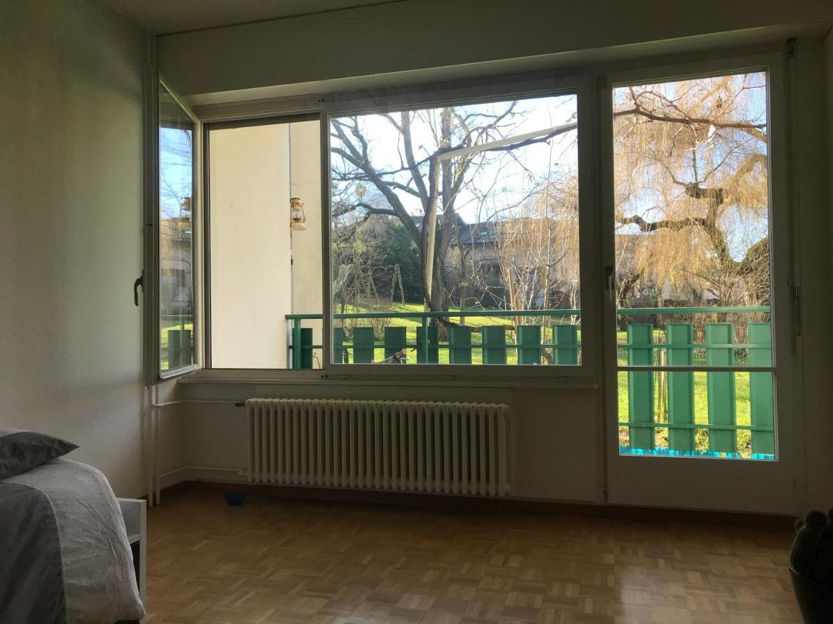 Bernex - Shared Roomate Homestay - Tramway 14 Tpg - Viarhona Homestay *