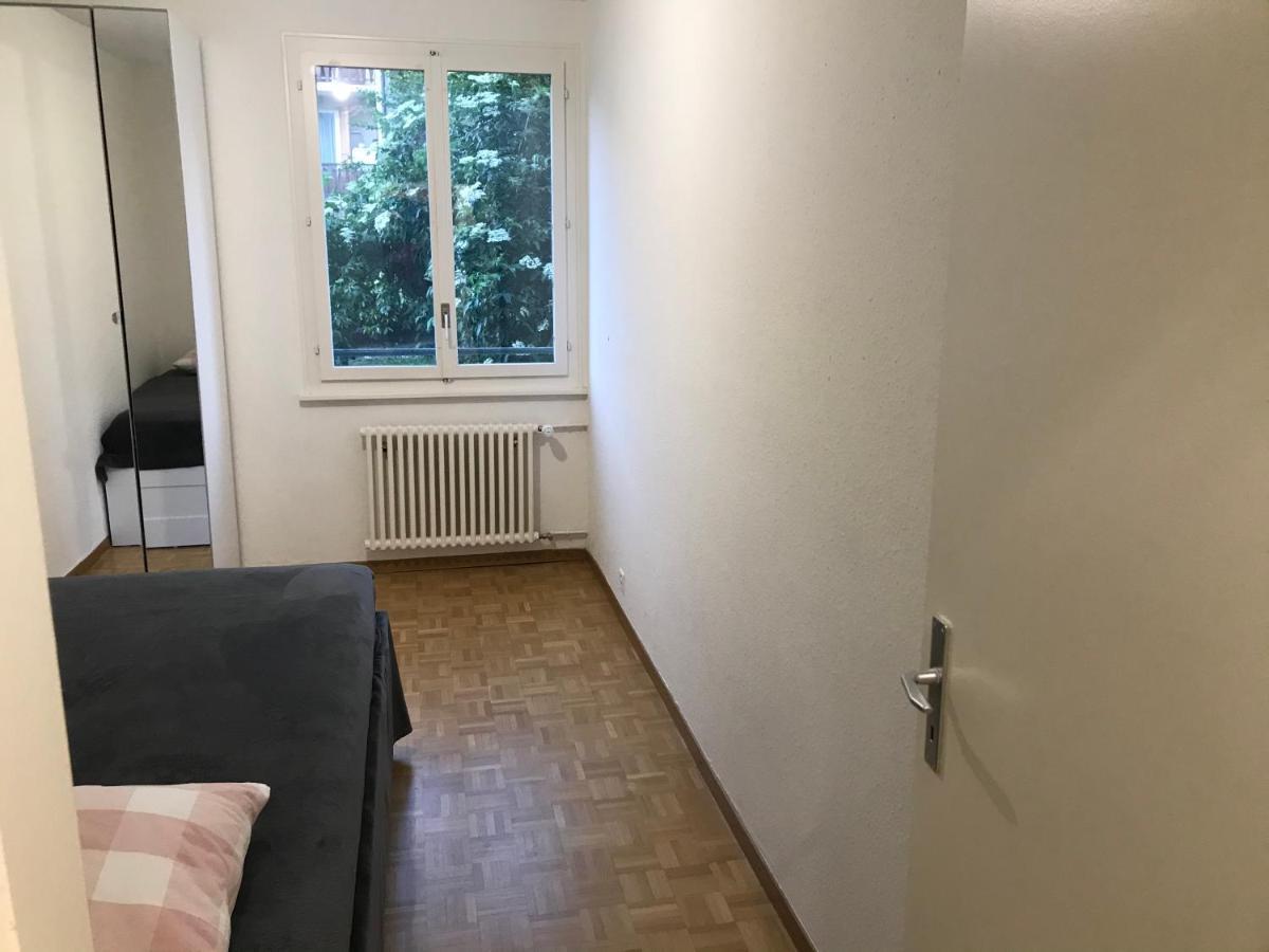Bernex - Shared Roomate Homestay - Tramway 14 Tpg - Viarhona Homestay