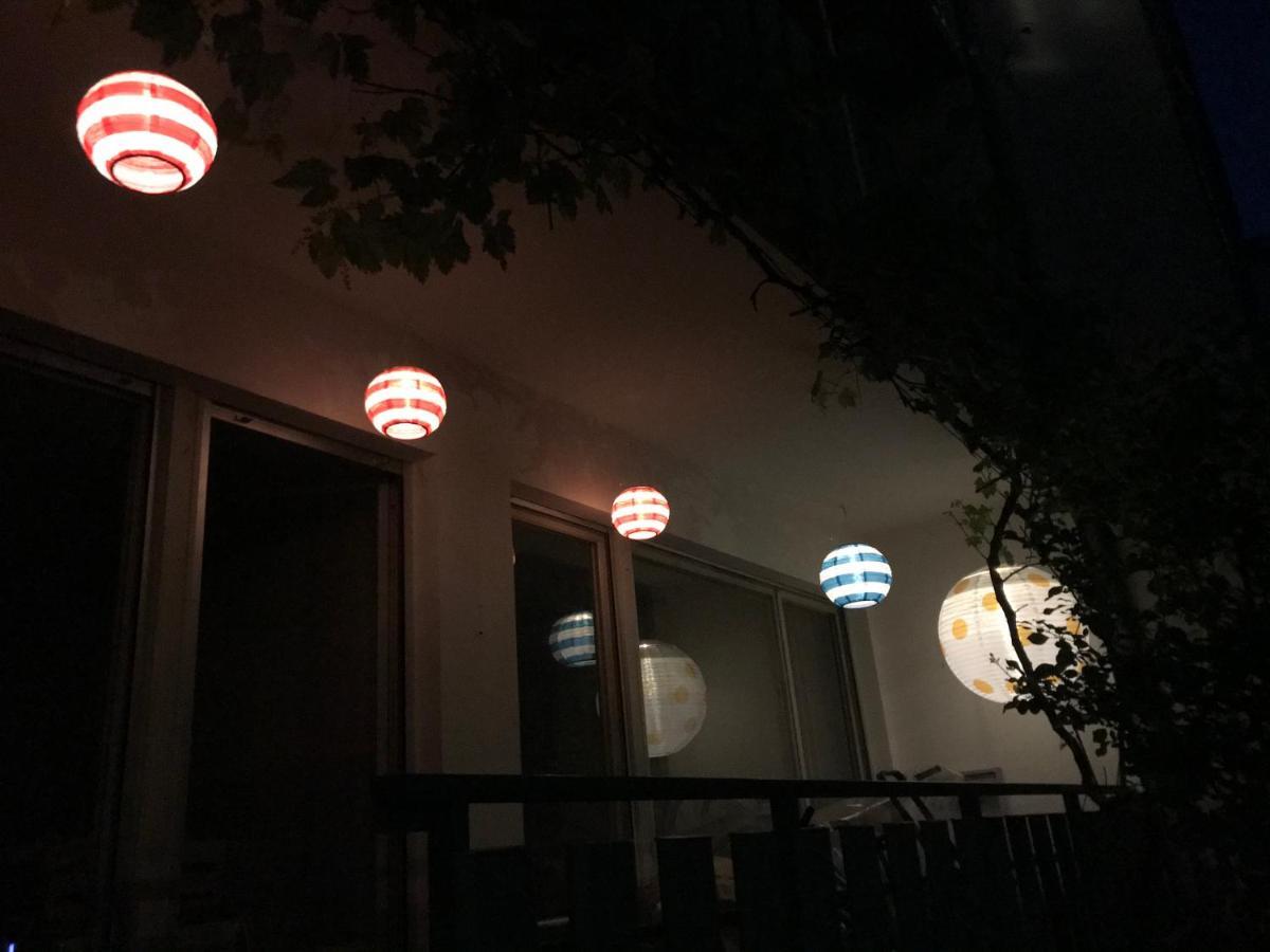Bernex - Shared Roomate Homestay - Tramway 14 Tpg - Viarhona Homestay Geneva