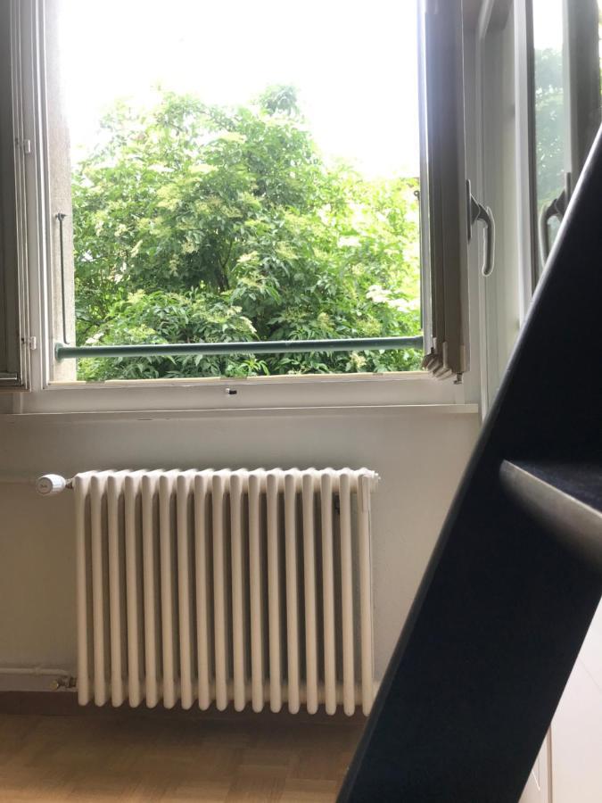Bernex - Shared Roomate Homestay - Tramway 14 Tpg - Viarhona Geneva