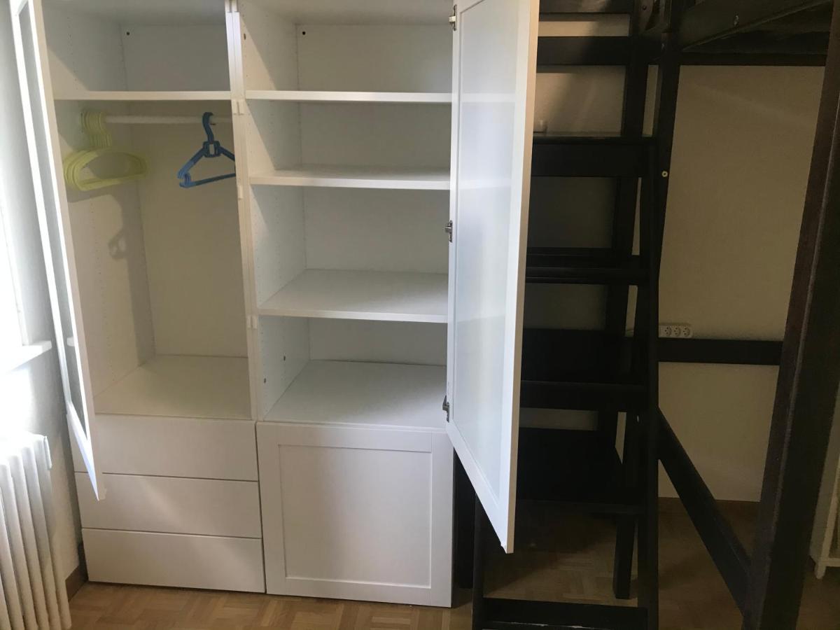 Homestay Bernex - Shared Roomate Homestay - Tramway 14 Tpg - Viarhona Geneva