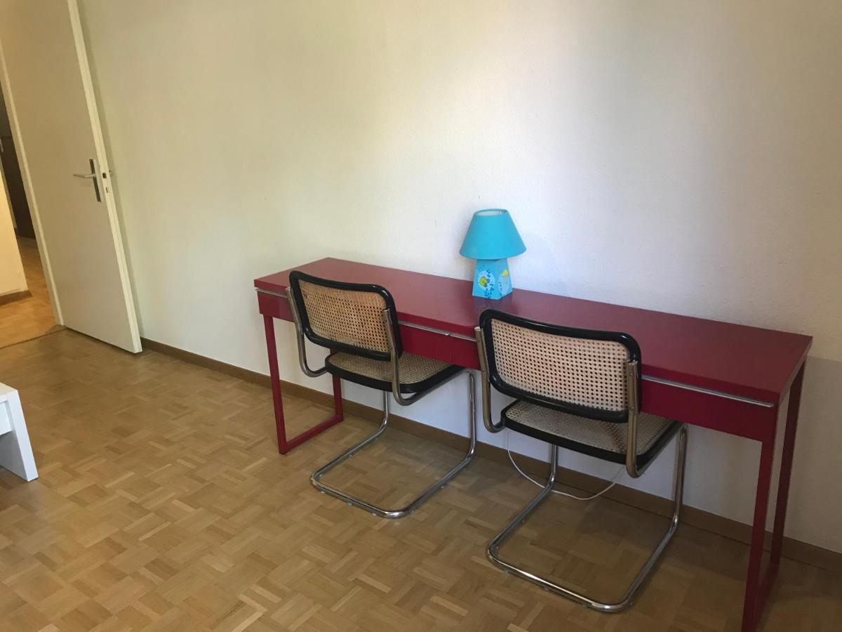 Bernex - Shared Roomate Homestay - Tramway 14 Tpg - Viarhona