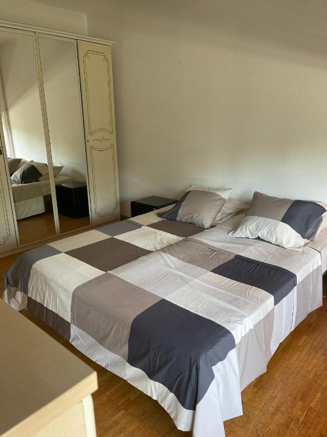 A Deux Pas Des Nations Unies Apartment