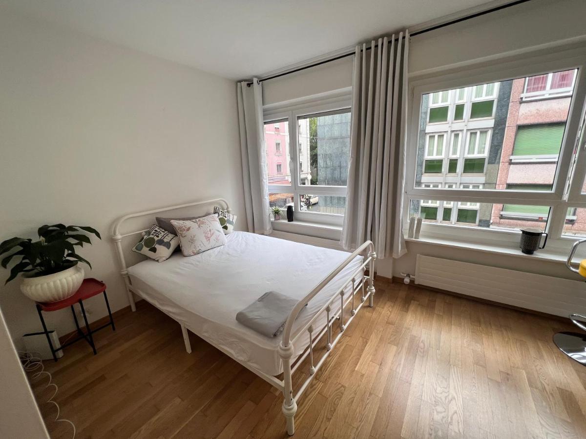 Apartment Private Stylish Modern Studio In The City Centre *