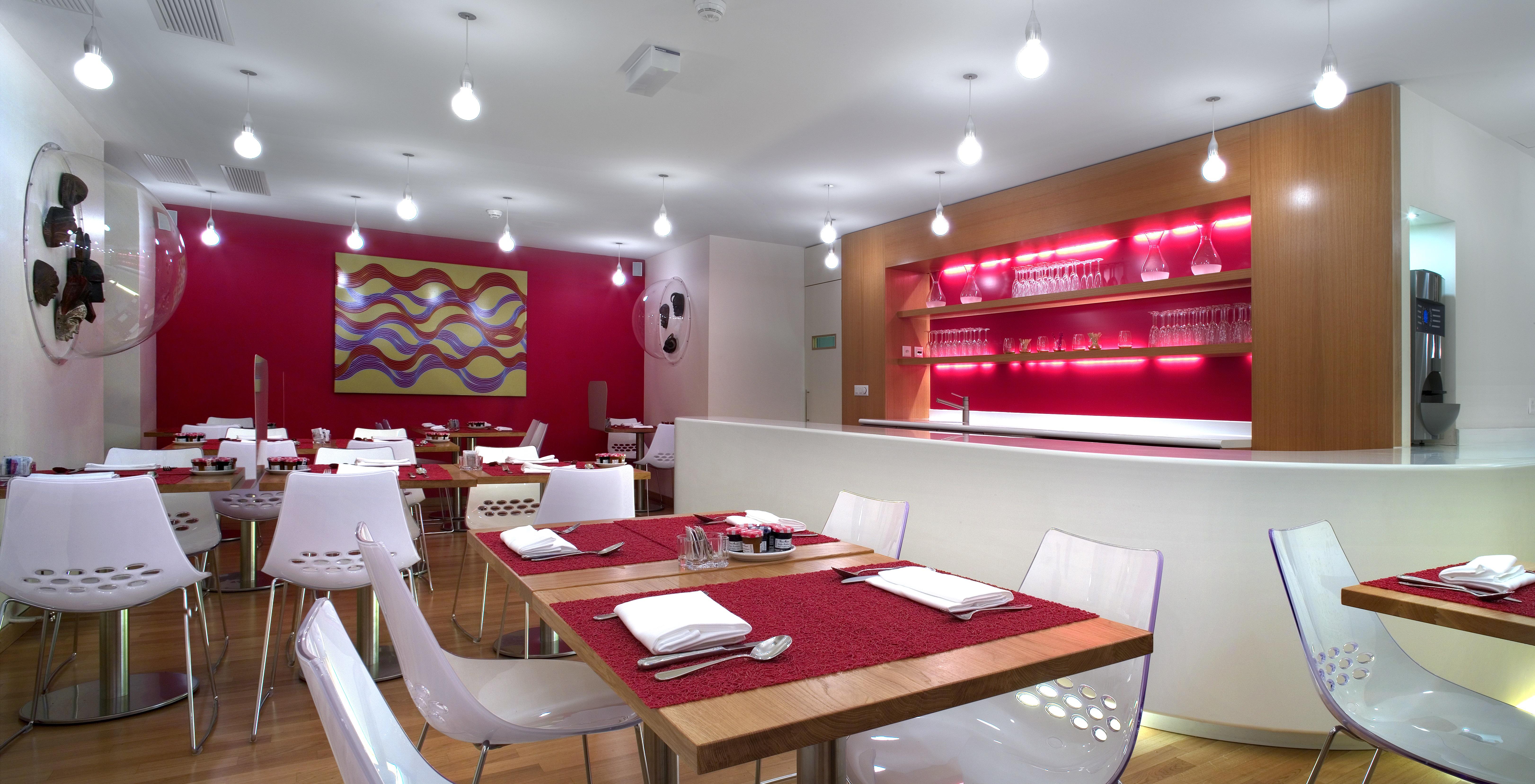 La Cour Des Augustins Boutique Gallery Design Geneva
