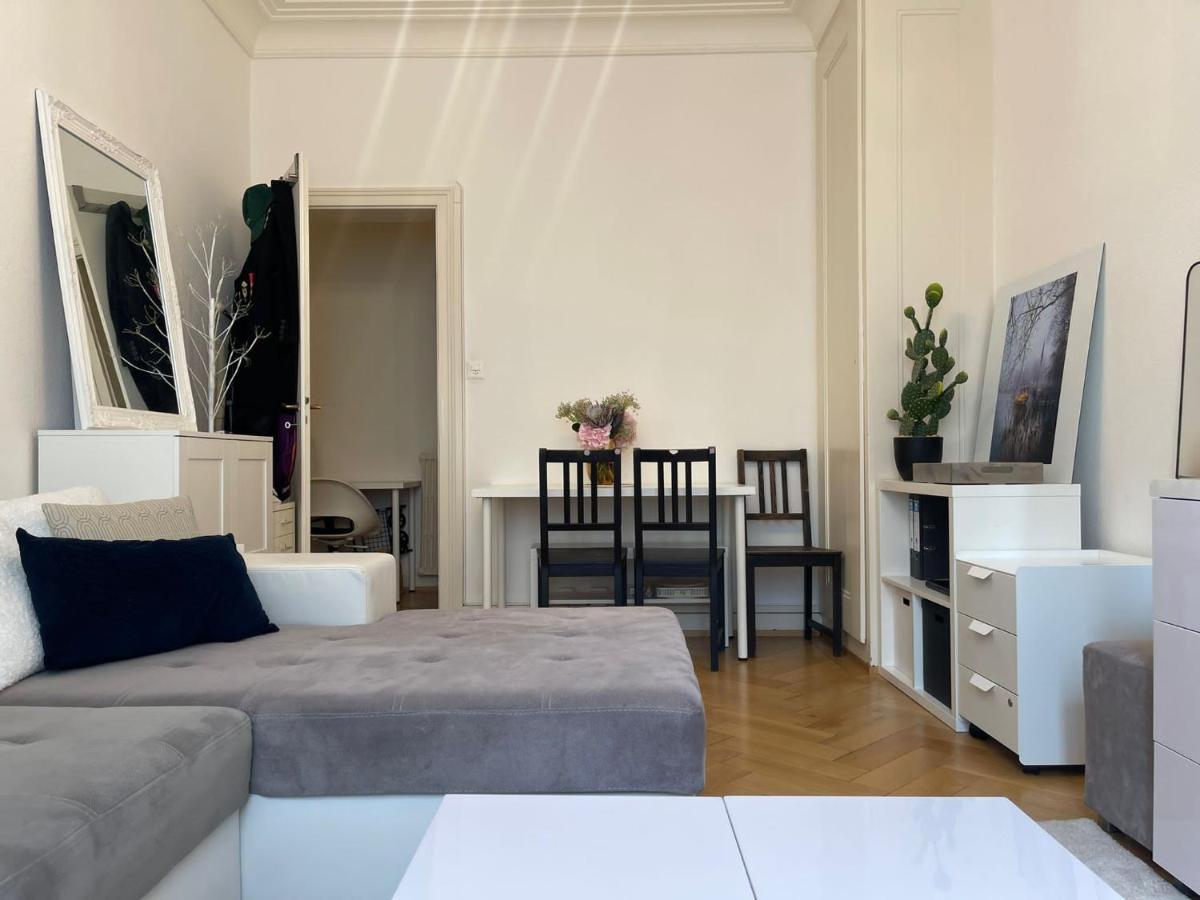 Chambre Geneve Privatunterkunft