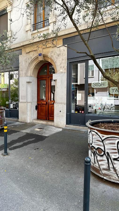 Quartier De Plainpalais * Geneva