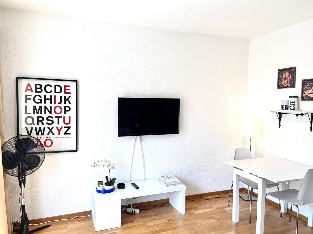 Boutique Studio, 5' From The Geneva