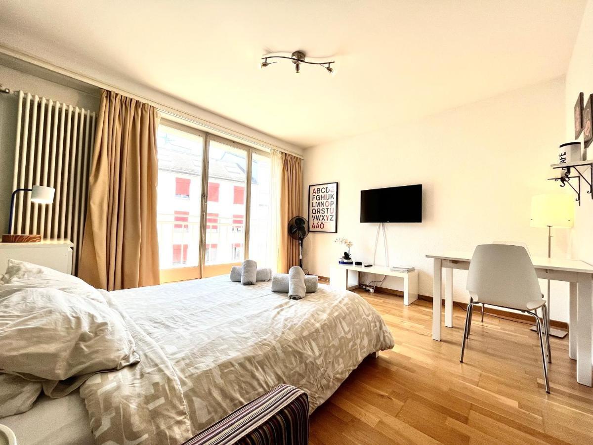 Boutique Studio, 5' From The * Geneva