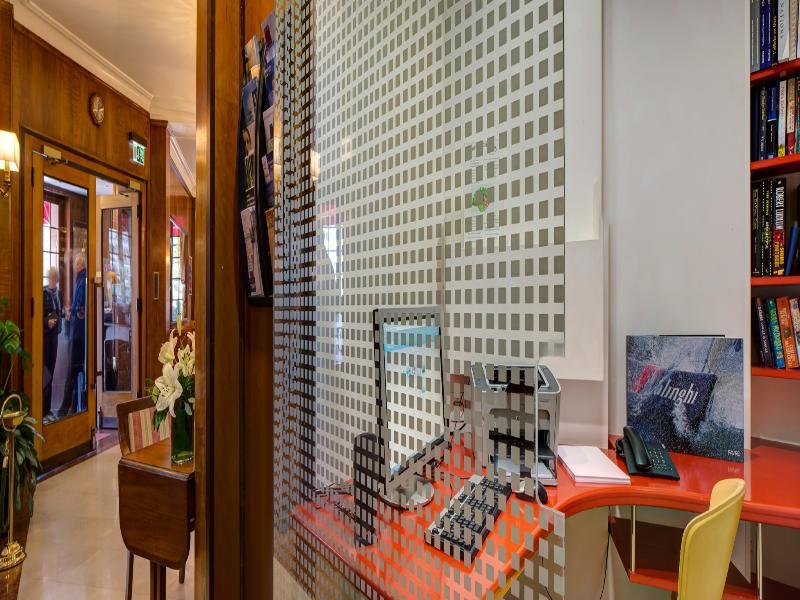 Khách sạn Eden Geneva