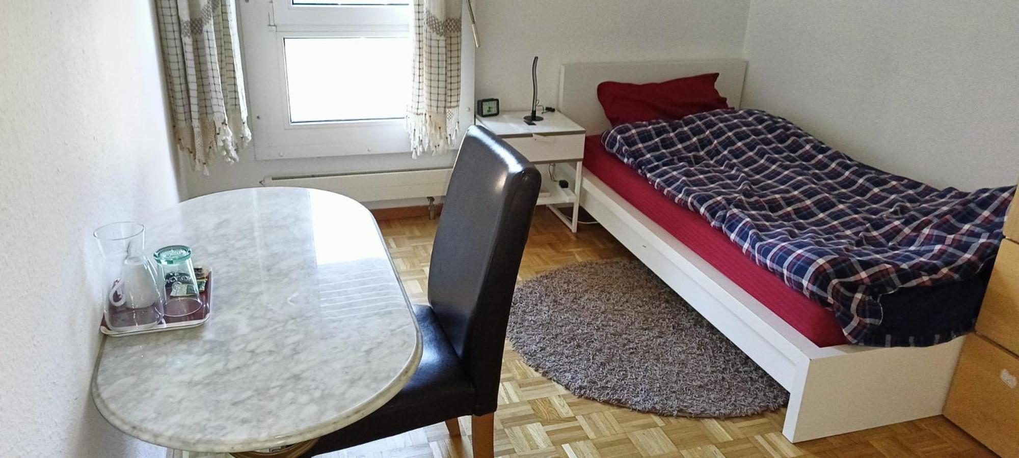 Jolie Chambre Dans Un Geneva