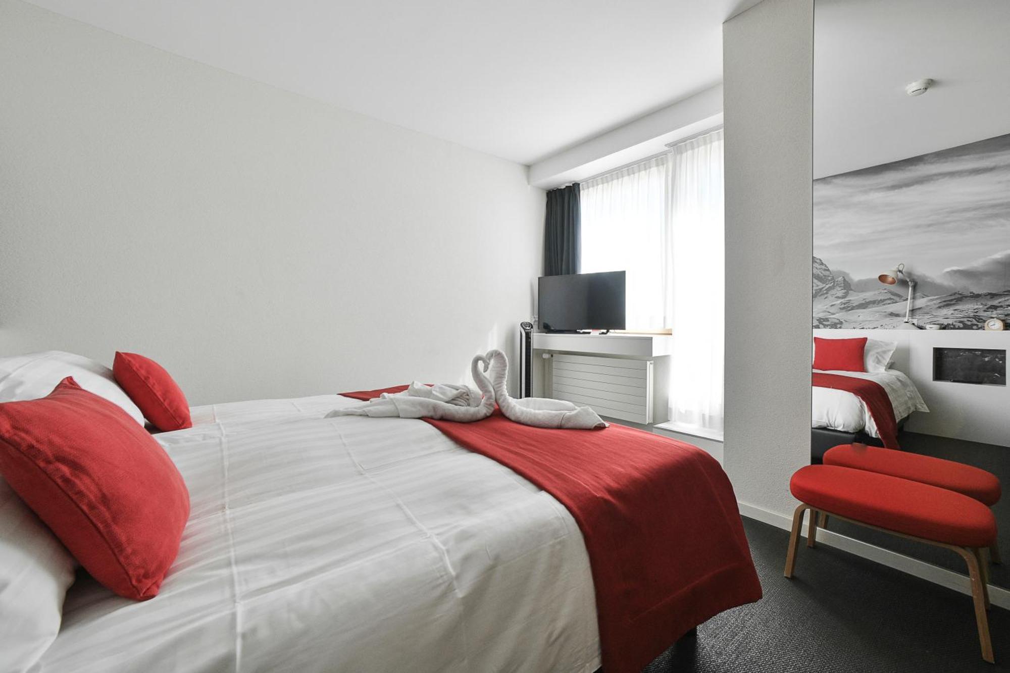 Swiss Khách sạn 4*