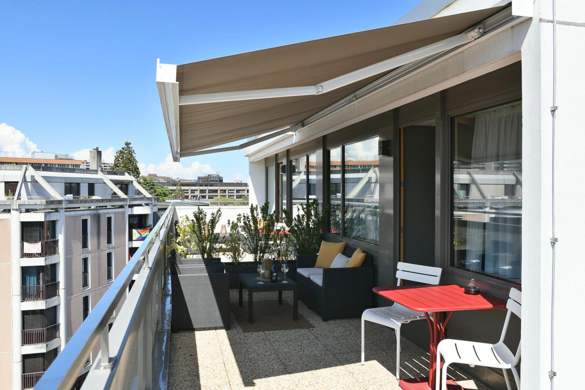 Khách sạn Swiss 4*