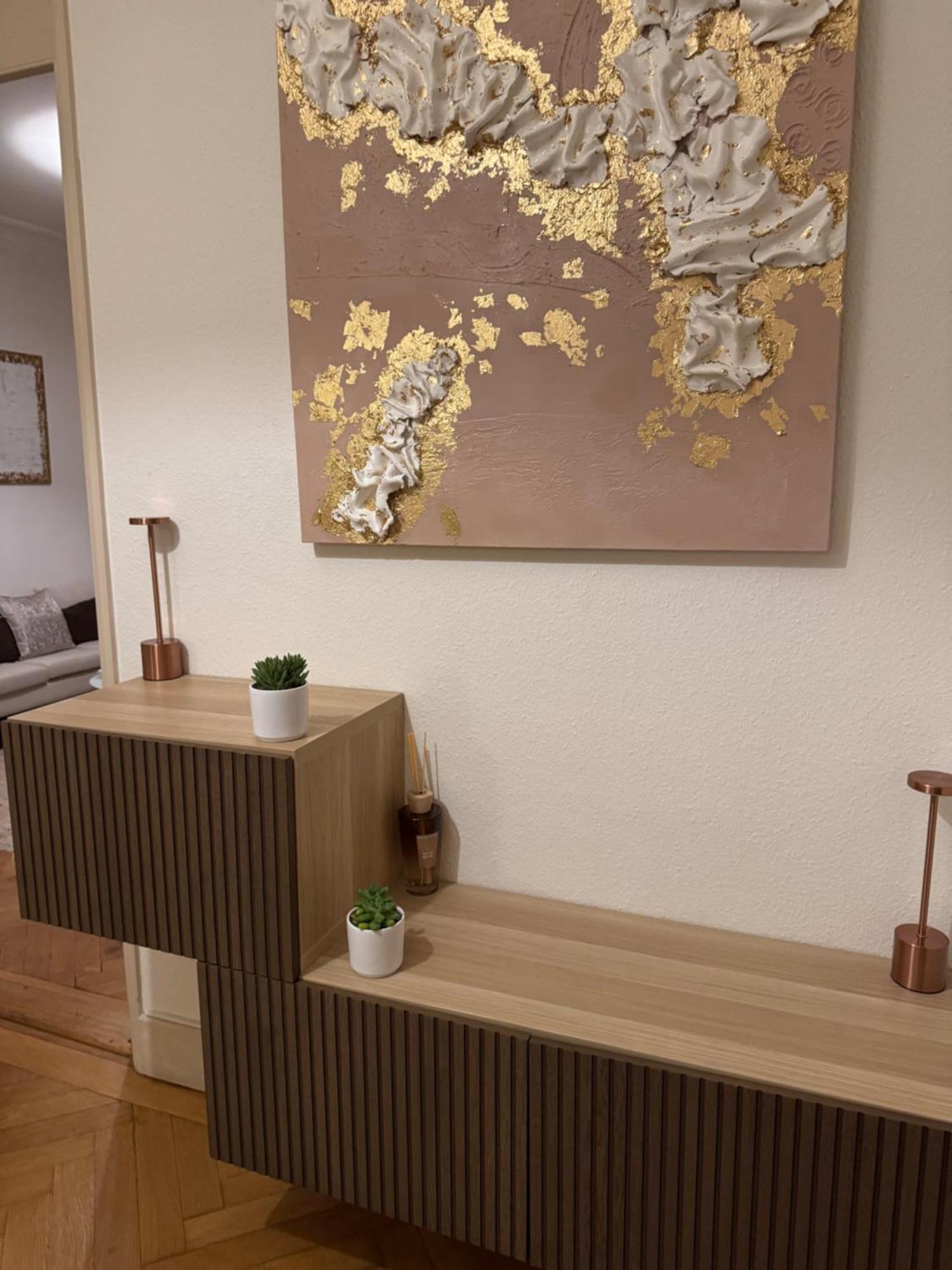 Elegant D Artiste Apartment *