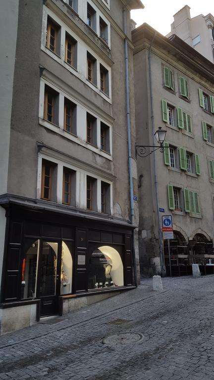 Boel 5 * Geneva