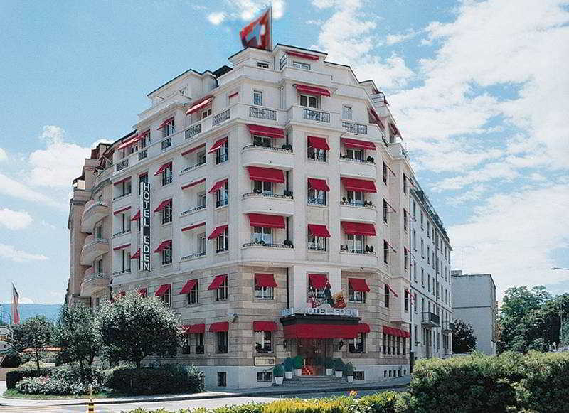 Eden Khách sạn 3*