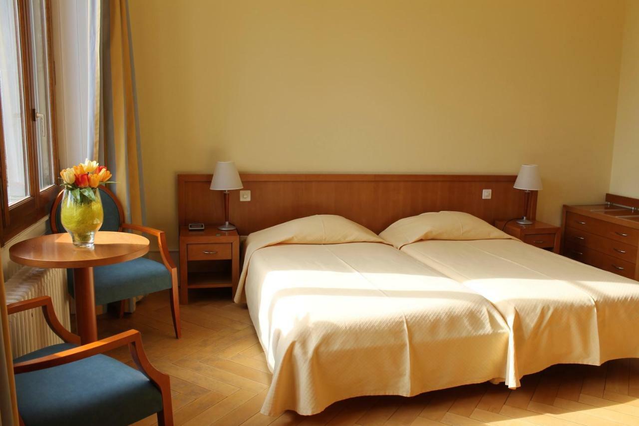 Le Cenacle Hotel