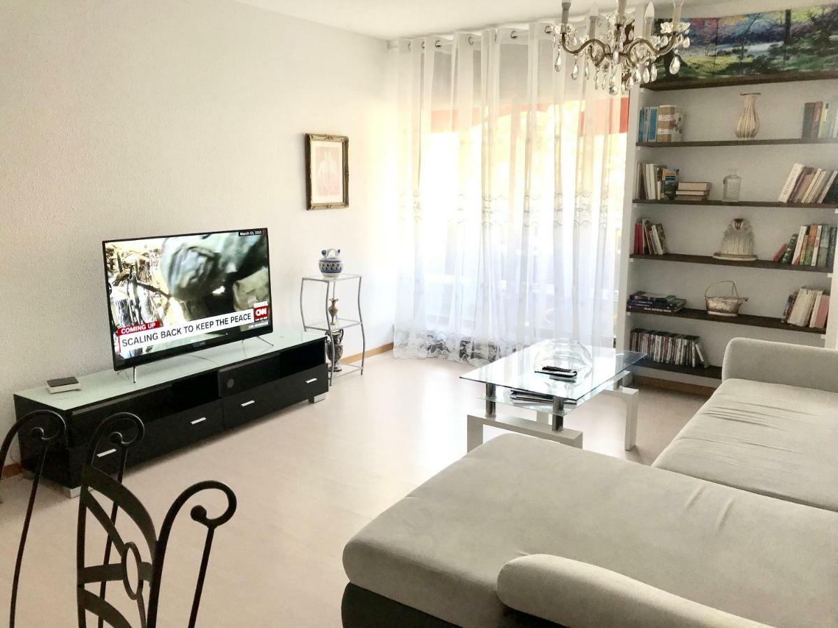 Apartamento Spacious & Elegant Next To River
