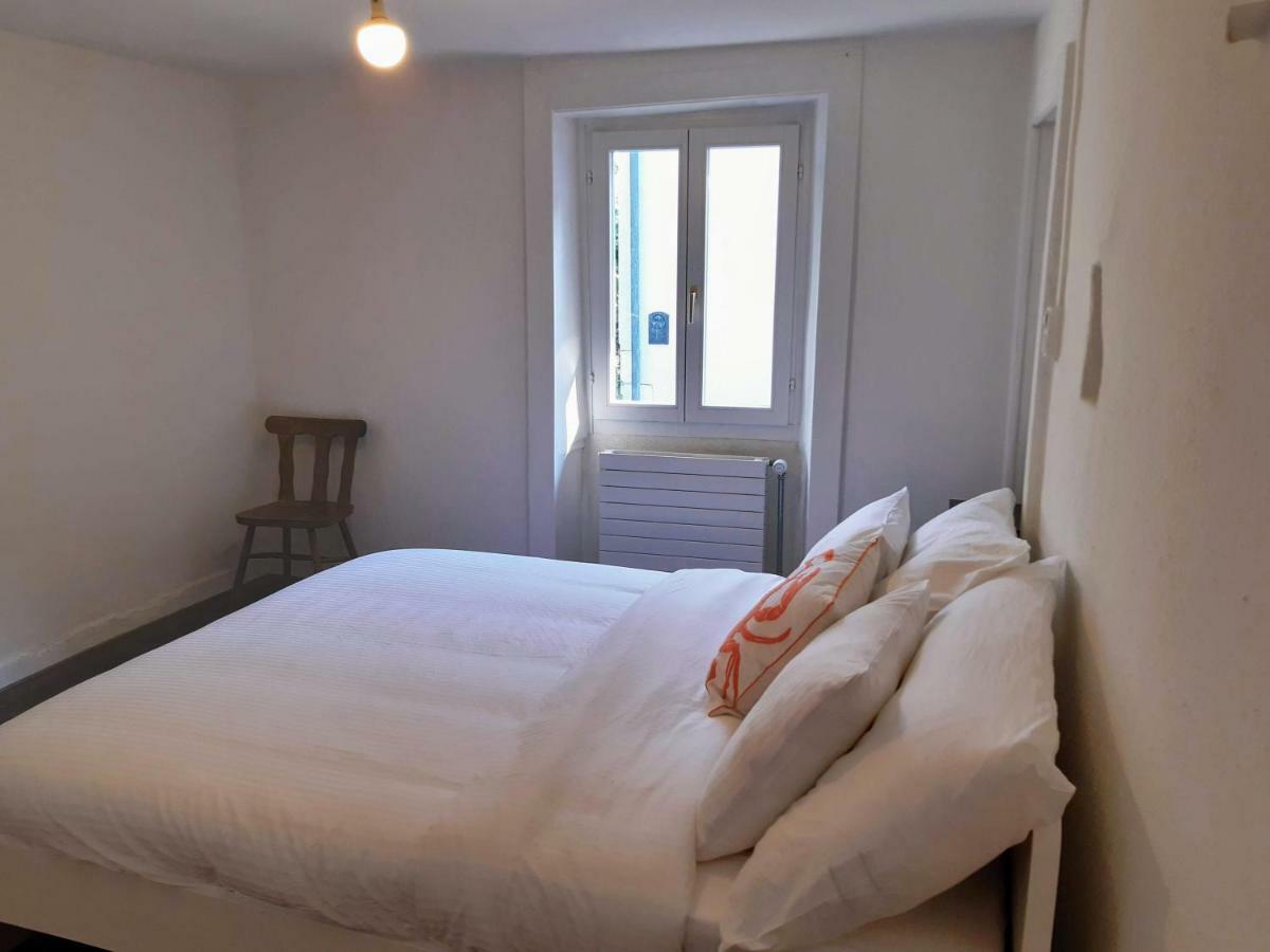 La Fontaine Apartment *