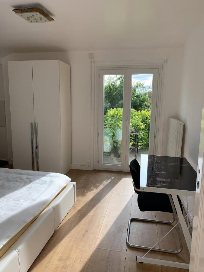 Le Grand-saconnex Guesthouse, 5 Min Walk To Airport Genf