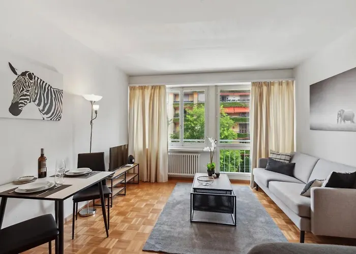 Athenee 36 Residence By Homenhancement