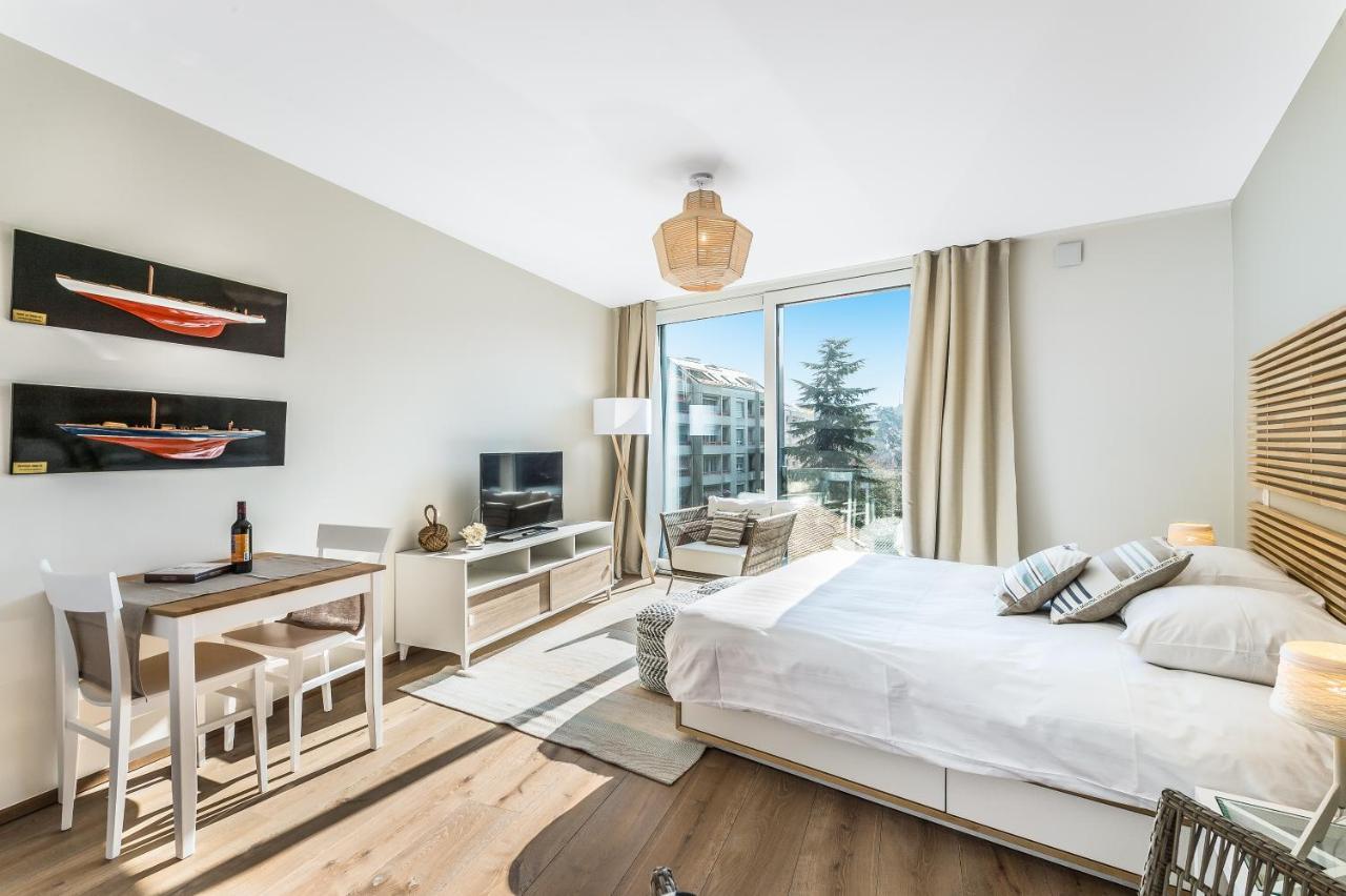 Noirettes 24-7 Keyless Entry By Homenhancement Apartment *
