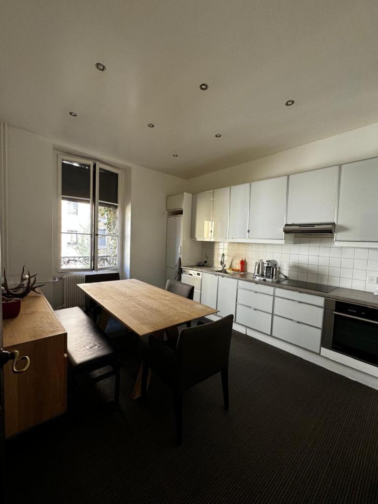 Eaux Vives The Happy Place Side Apartment *
