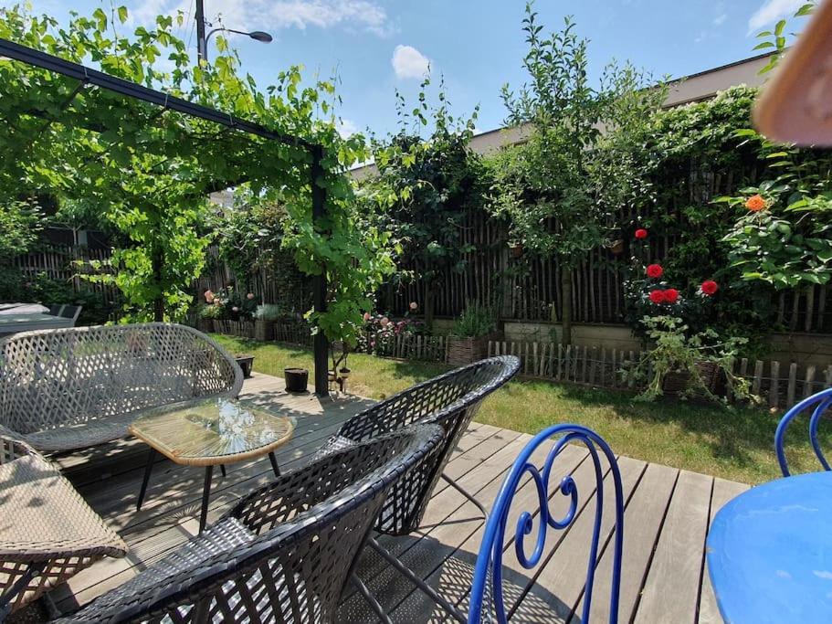 Dans Un Jardin Apartment *