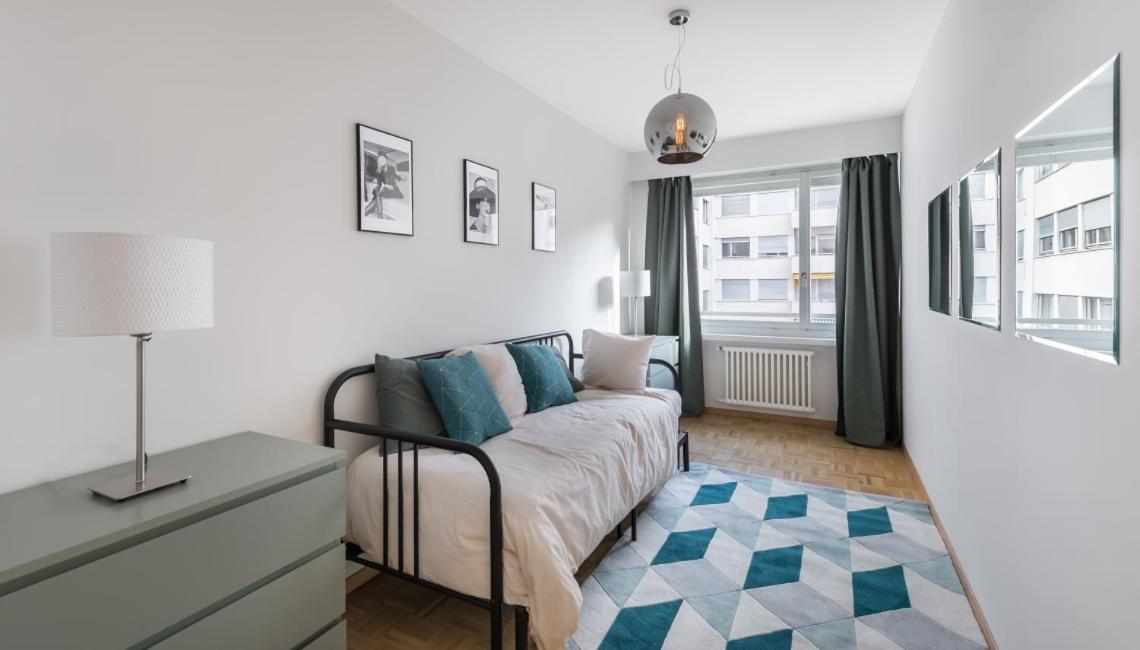 Apartment Athenee 36 By Homenhancement
