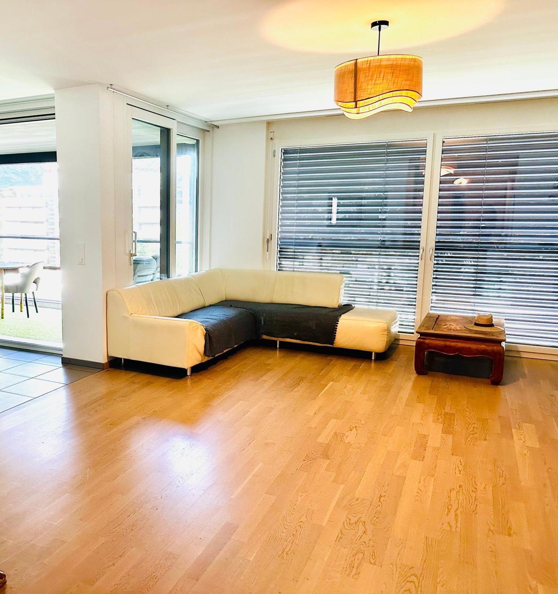 Magnifique, 2 Chambres A 8 Minutes A Pieds Du Jet D'Eau! Apartment *