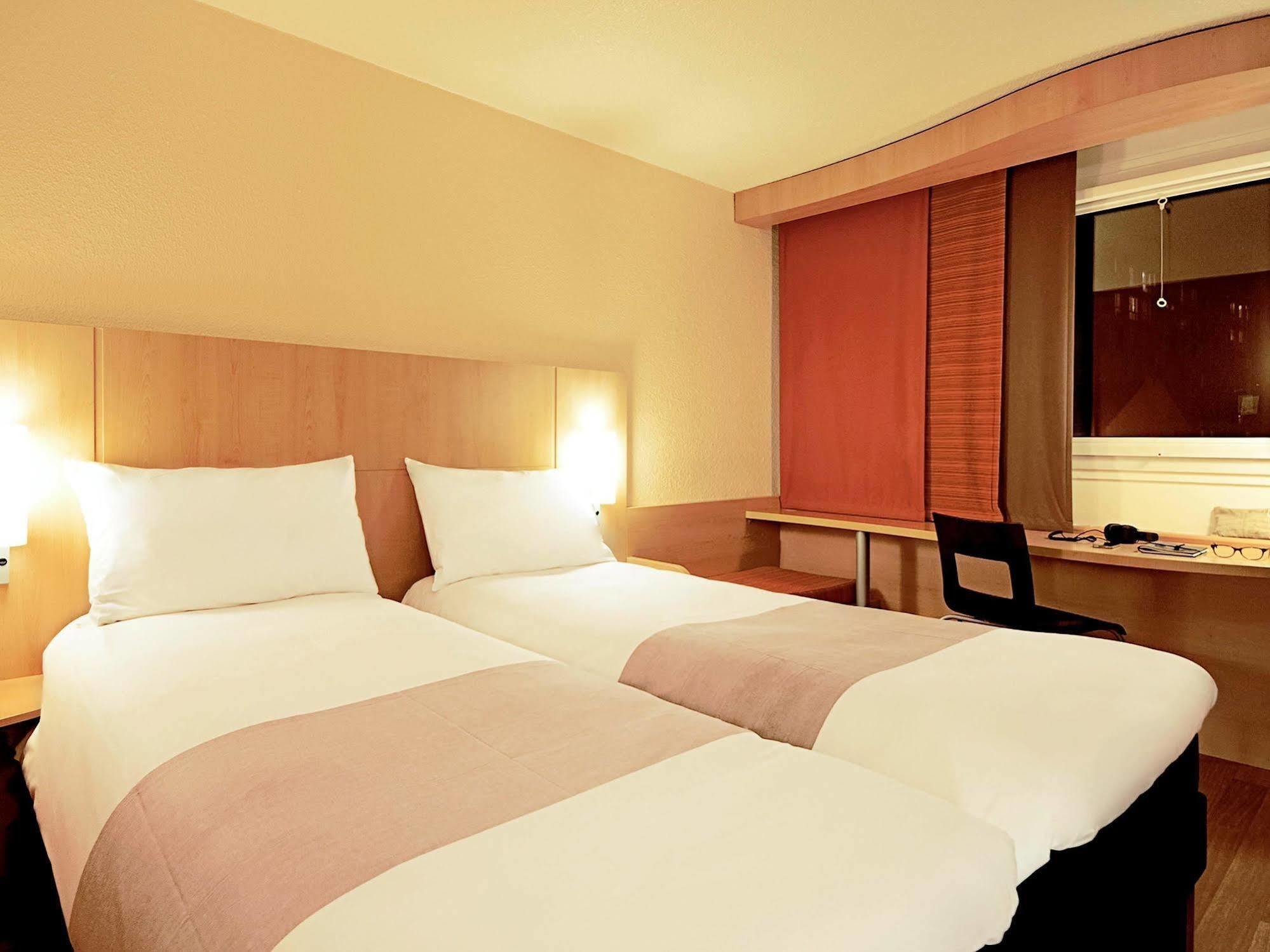 Hotel Ibis Centre Gare Genf