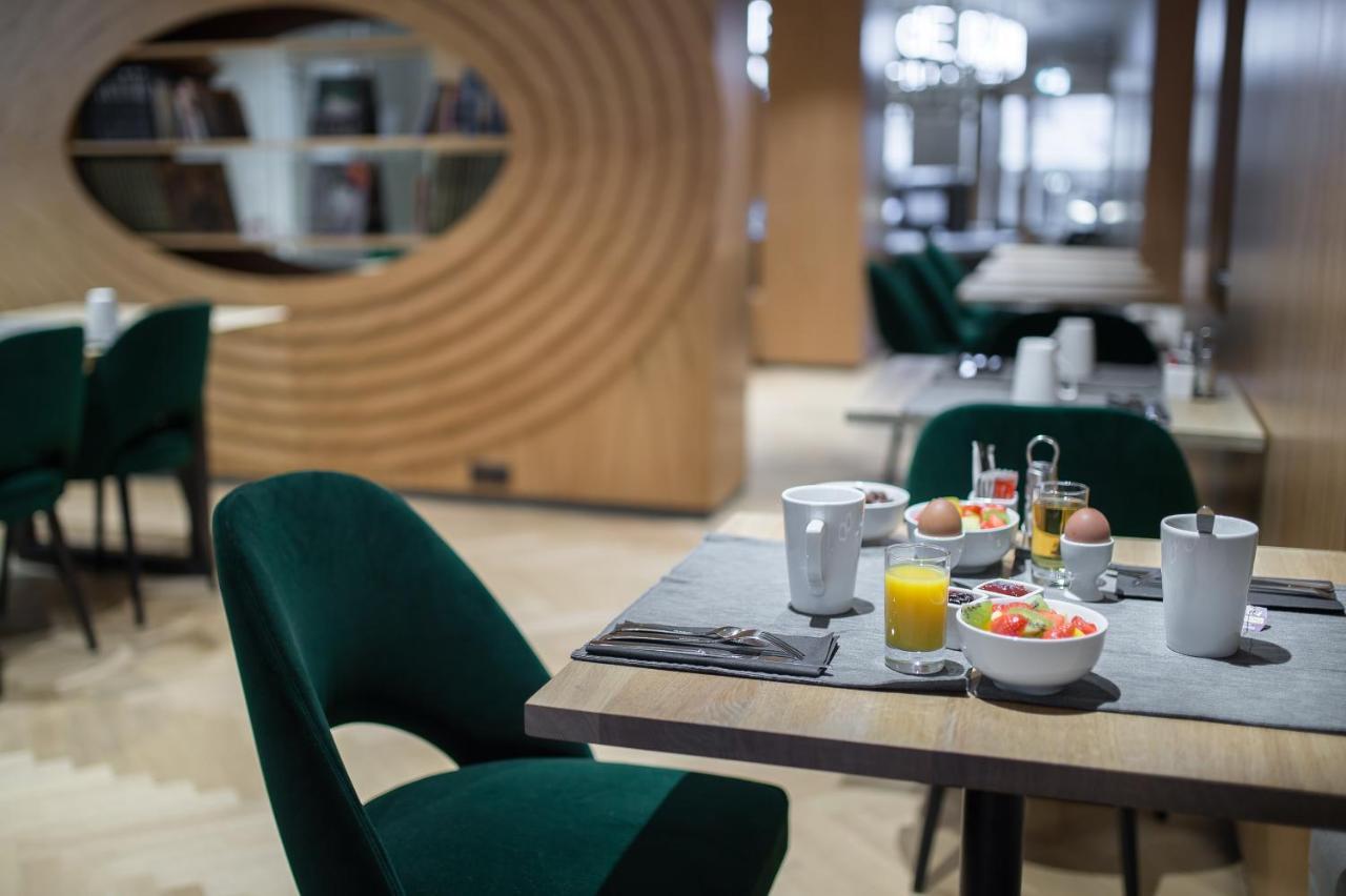 9hotel Paquis 3* Geneva
