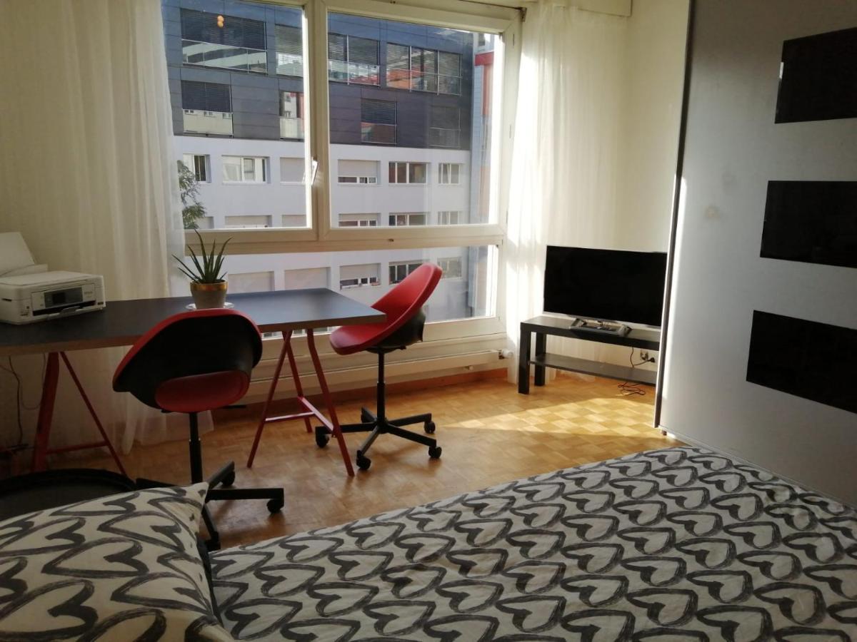 51 Boulevard De La Cluse Apartment