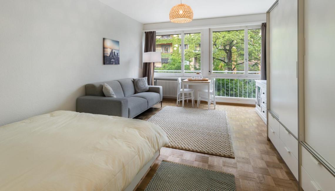 Athenee 40 By Homenhancement Apartment