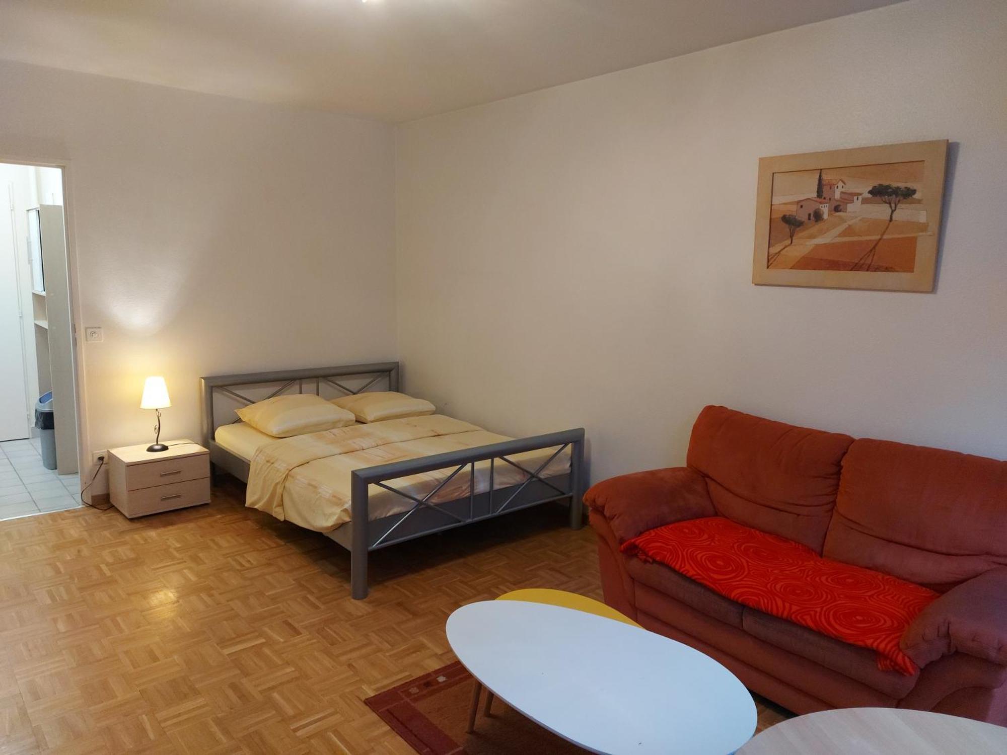 Apartment Athenee 40 By Homenhancement *