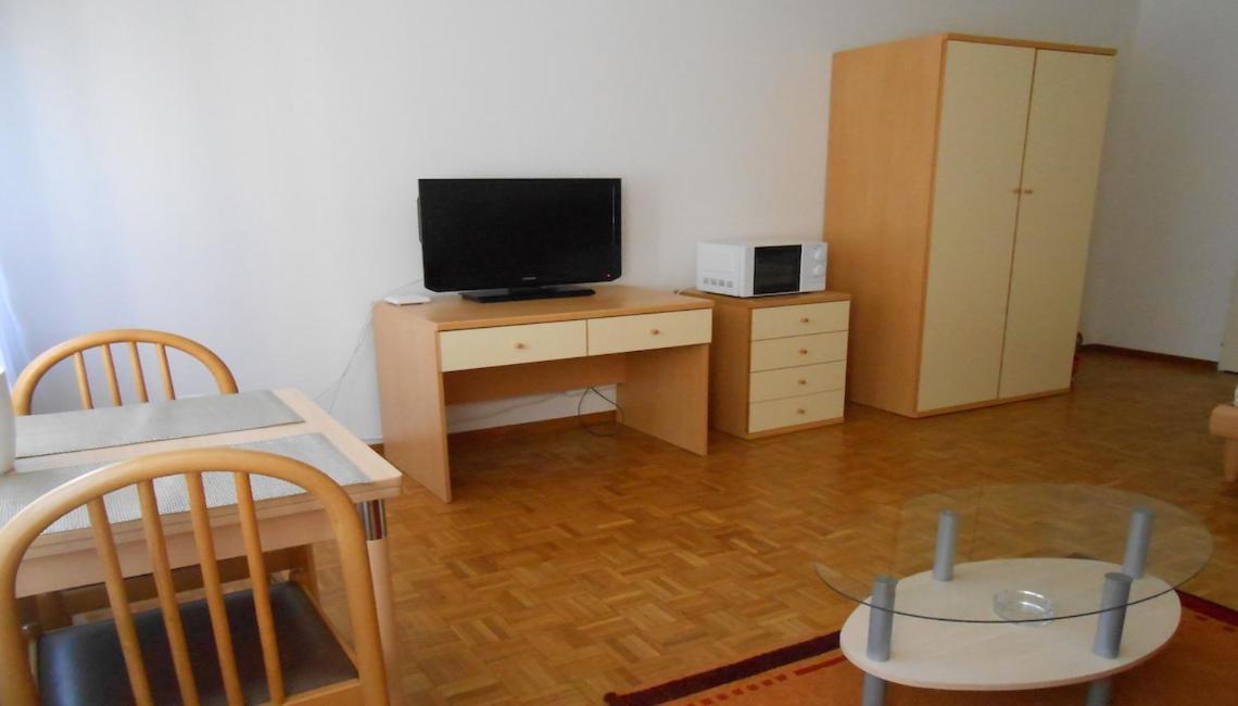 Apartment Athenee 40 By Homenhancement *