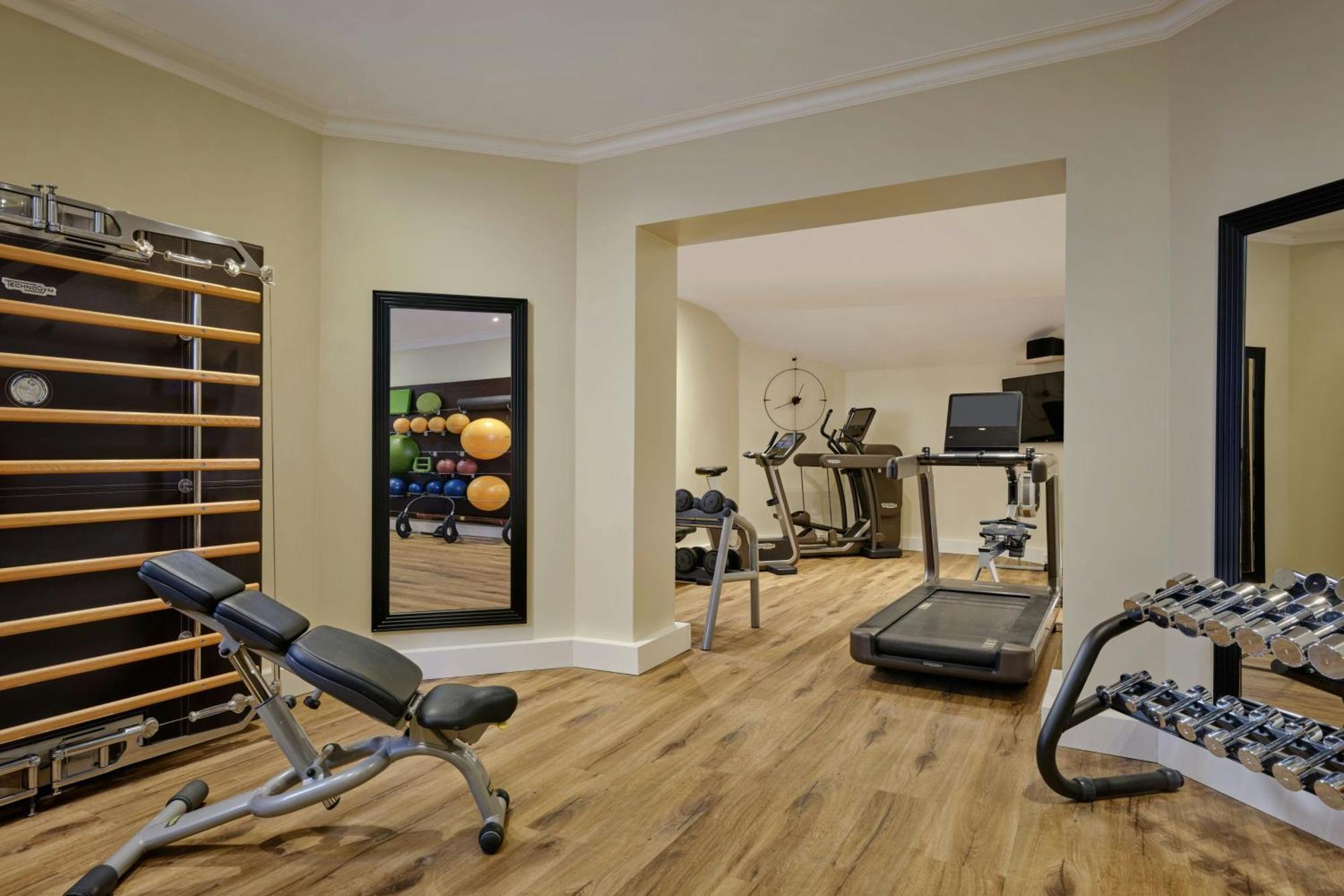 The Ritz-carlton De La Paix, 5* Geneva